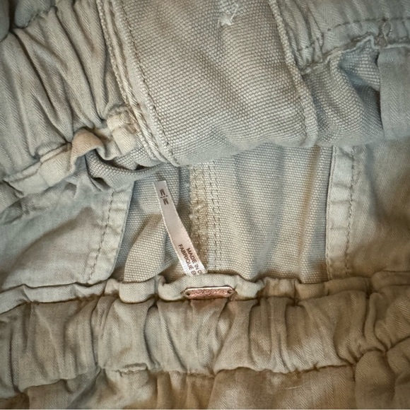 Free People Margate Pleated Drawstring Cargo Trouser Medium Cream Tan - Picture 7 of 7